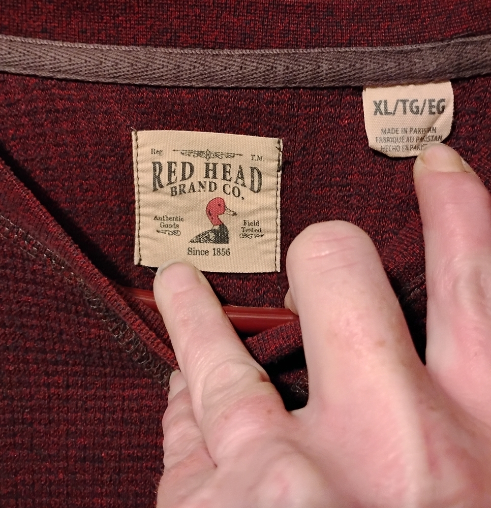 RedHead V-Neck Sweater Green Knit